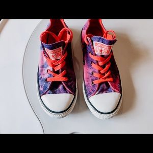 Junior girls converse all star shoes size 2